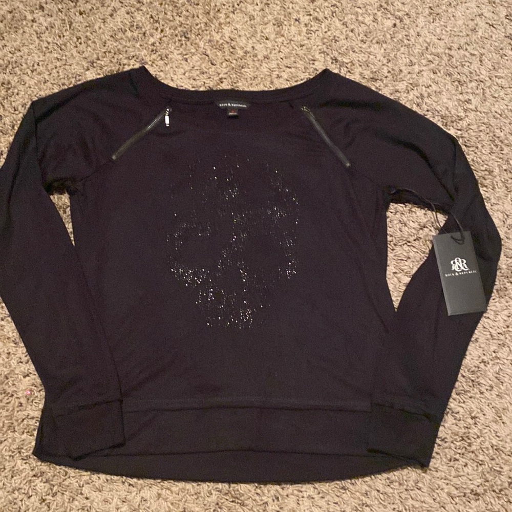NWT rock & republic skull top